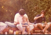 Eric 365.jpg: 1981/07/20 - Tom's 3rd BD - Lisa's 2nd BD - 1981
